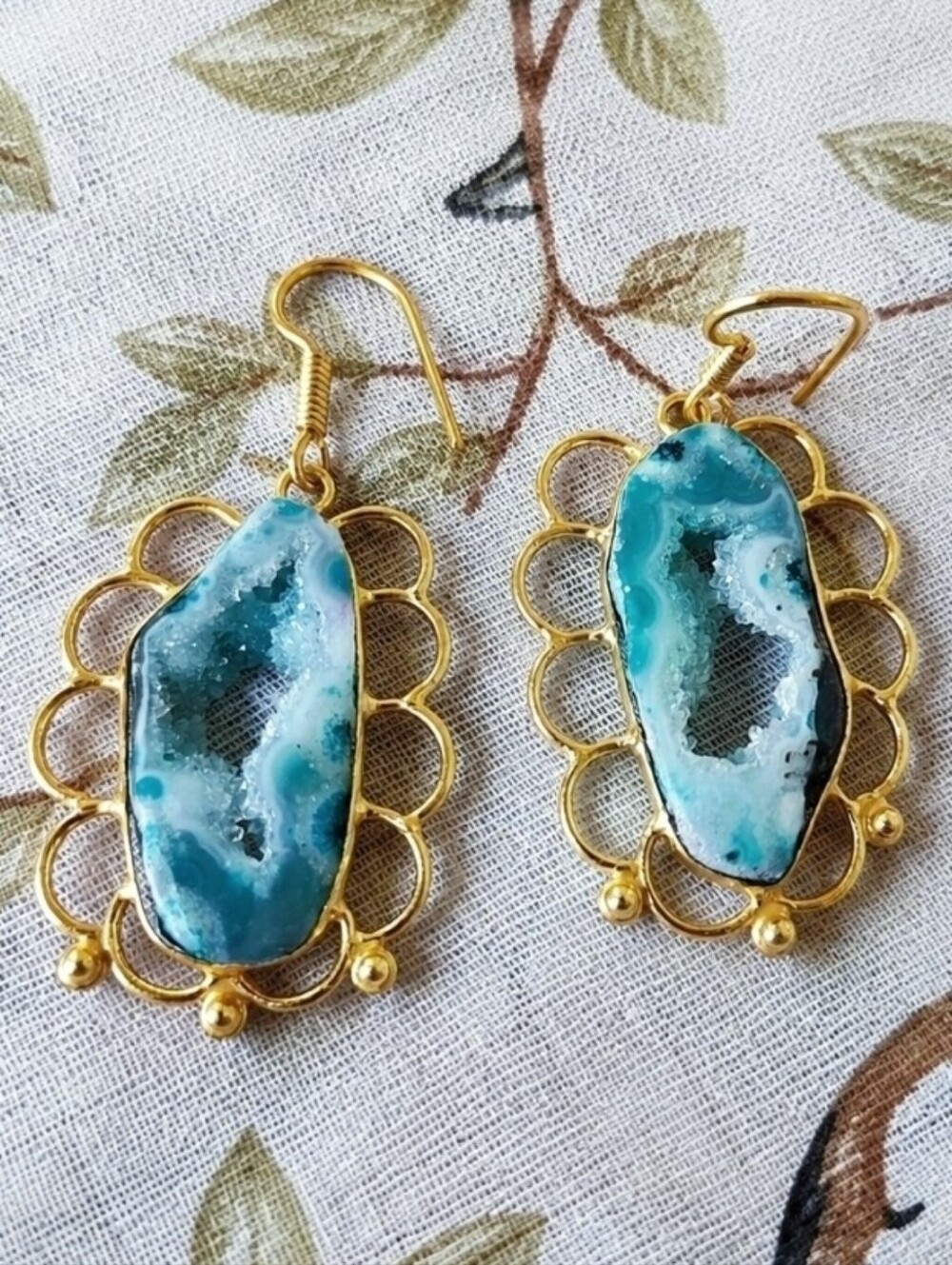 Blue Druzy Quartz Stone Geode Pierced Earrings Faux Gold Tone Plated Filigree